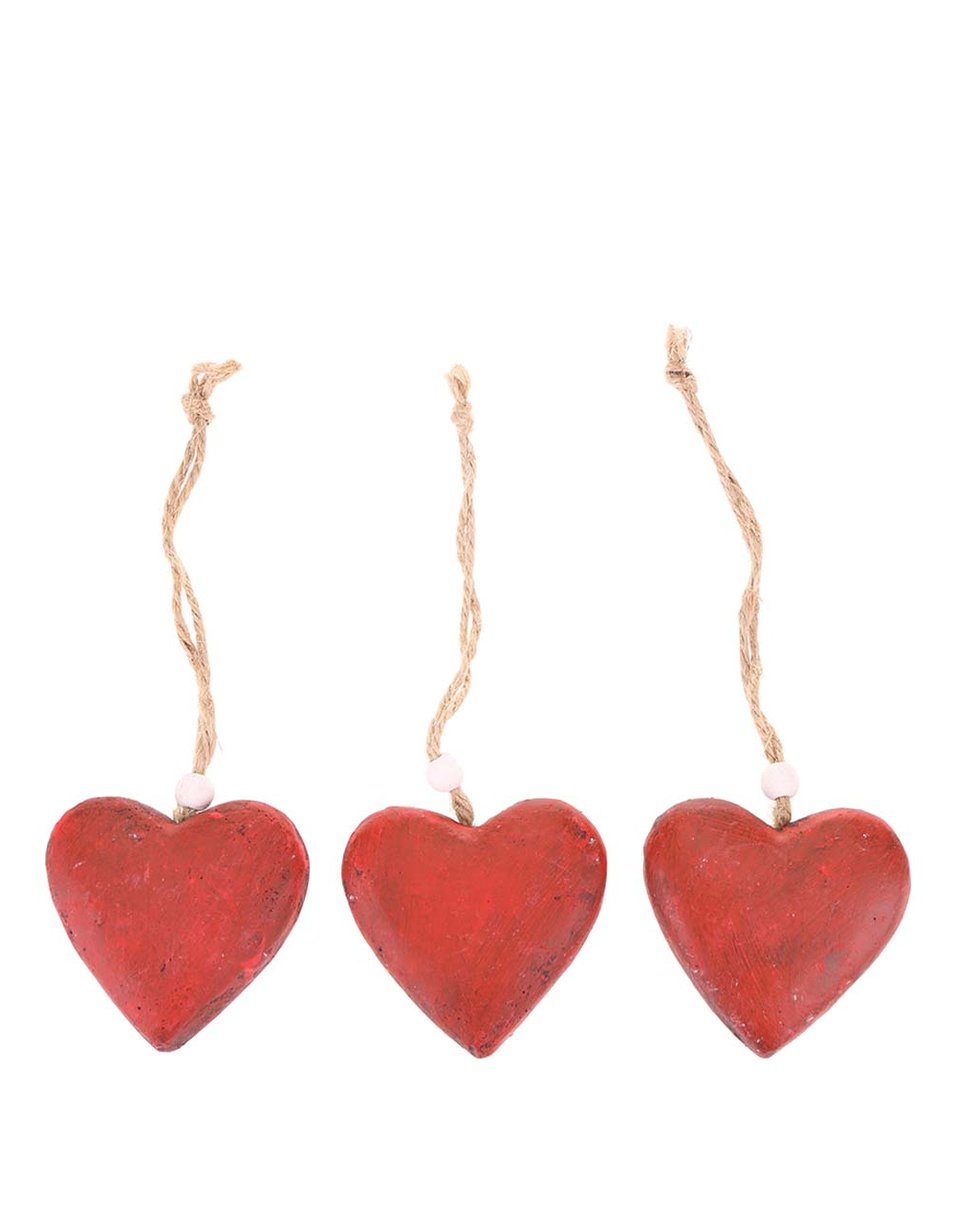 Sada tří červených vintage srdcí ze dřeva Dakls, 149 Kč